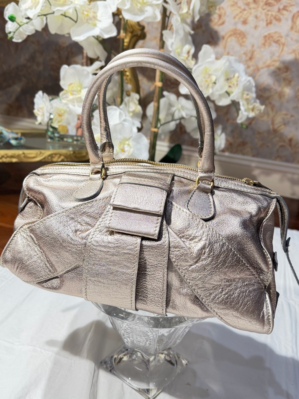 Valentino Garavani Metallic Rose Leather Satchel - Light Pink/Silver Sheen